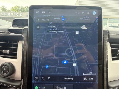 2022 Ford F-150 Lightning Platinum