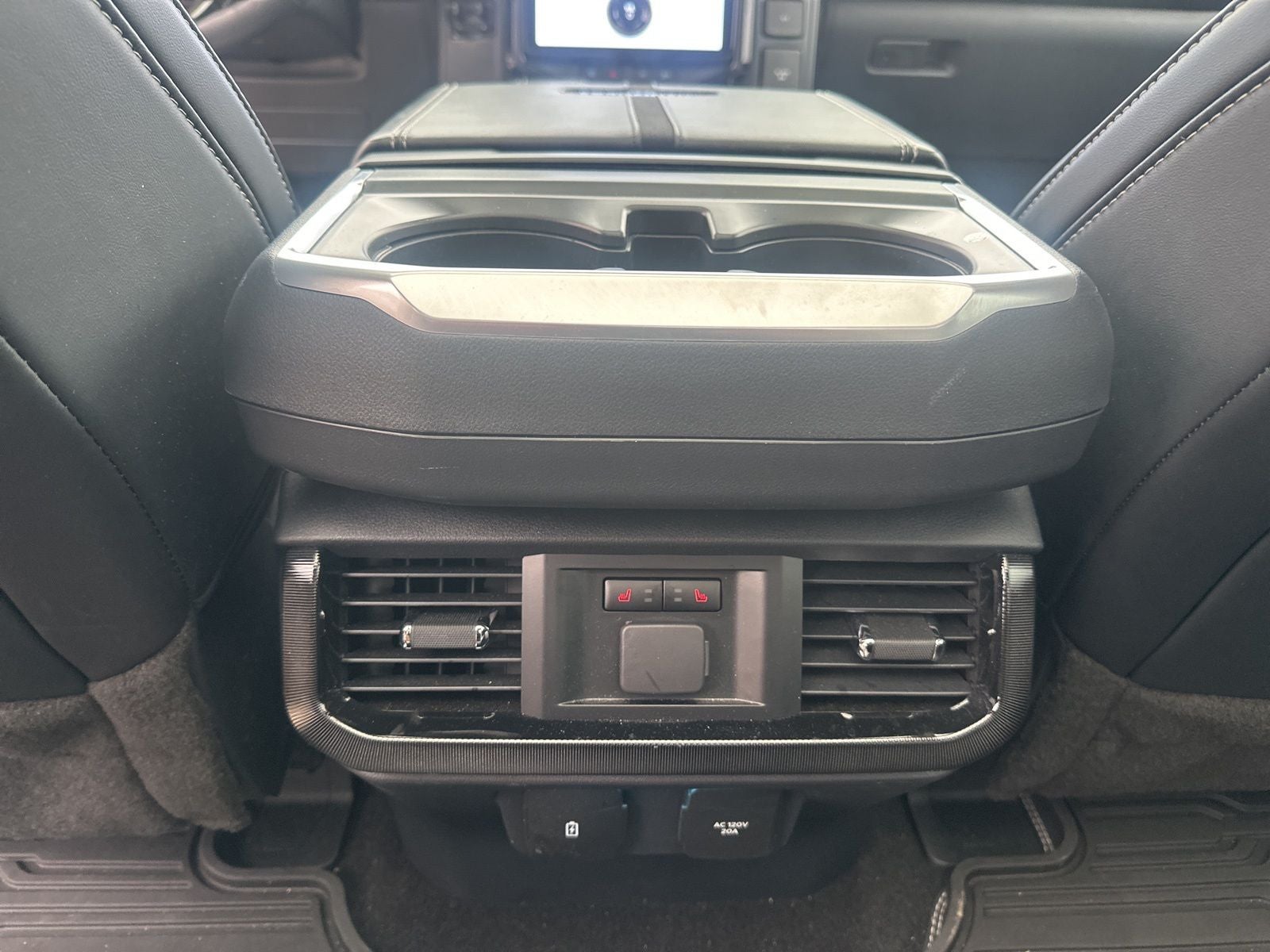 2023 Ford F-150 Lightning Platinum