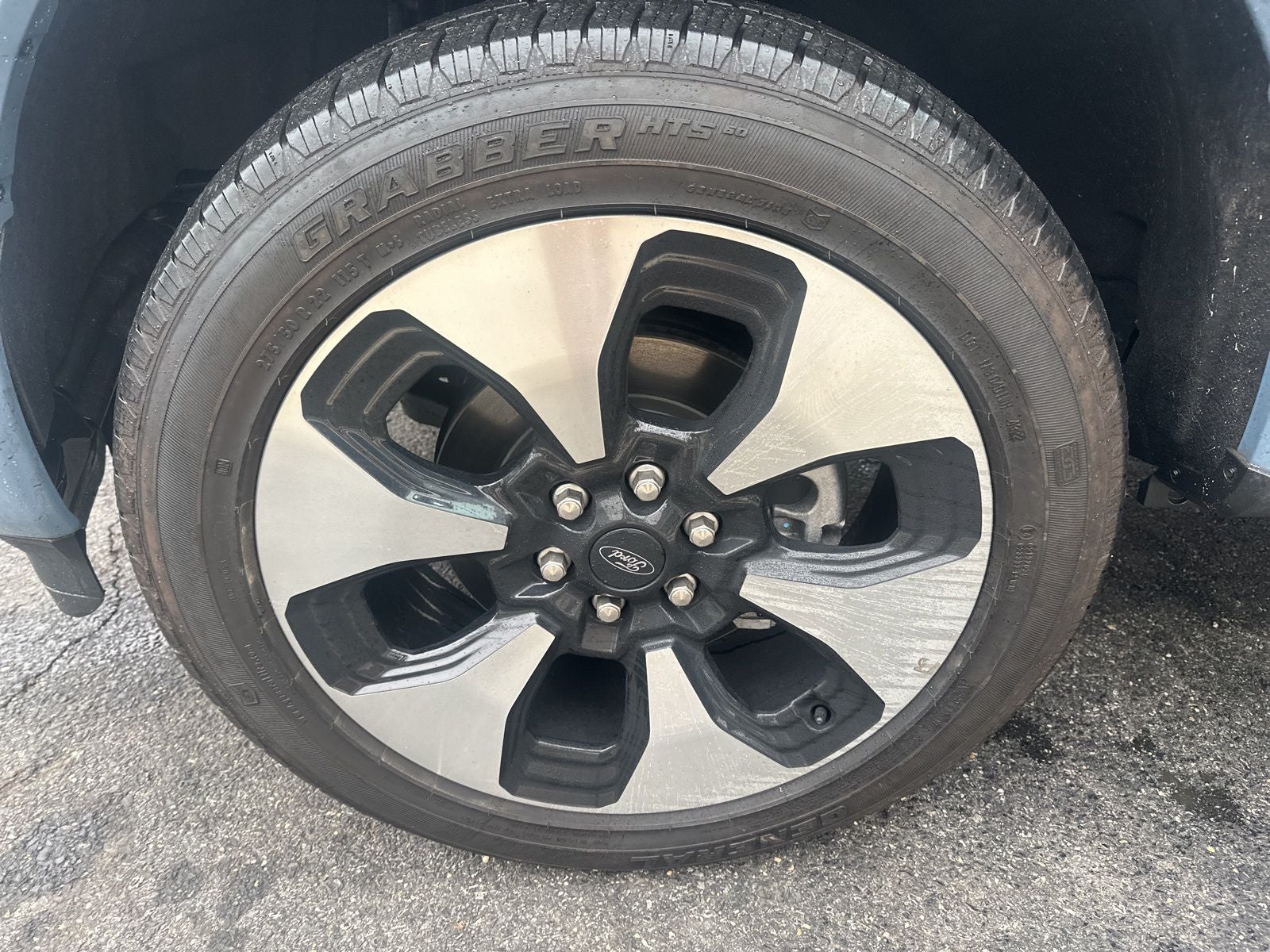 2023 Ford F-150 Lightning Platinum