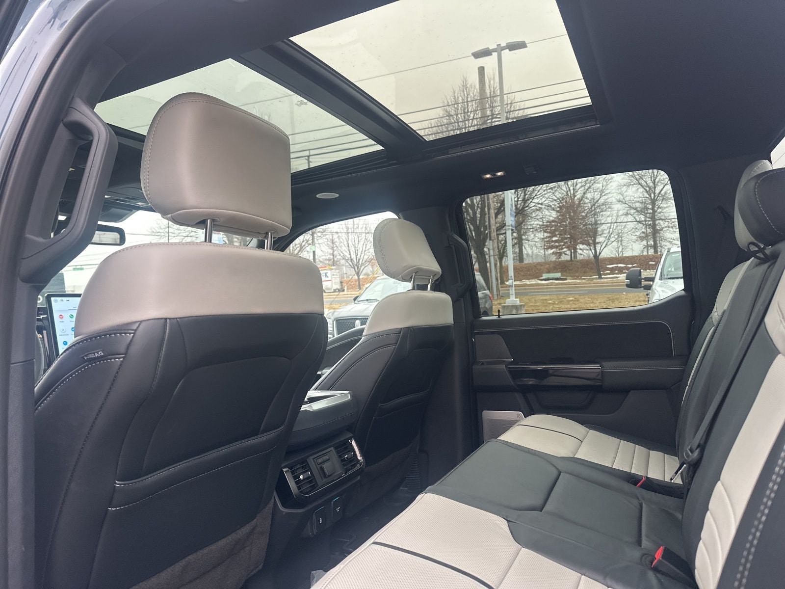 2023 Ford F-150 Lightning Platinum