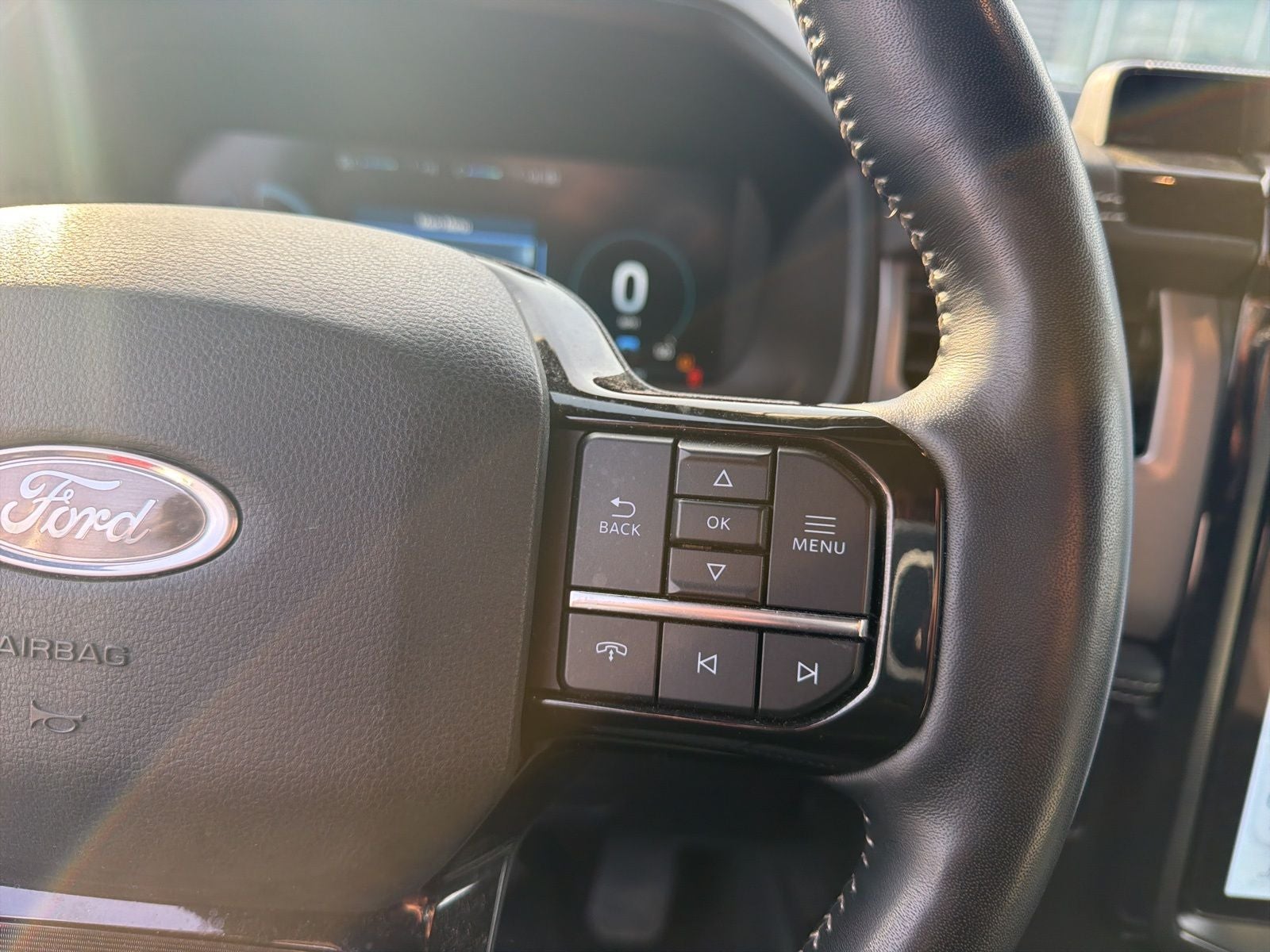 2022 Ford F-150 Lightning Platinum