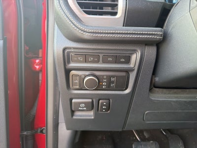 2022 Ford F-150 Lightning Platinum