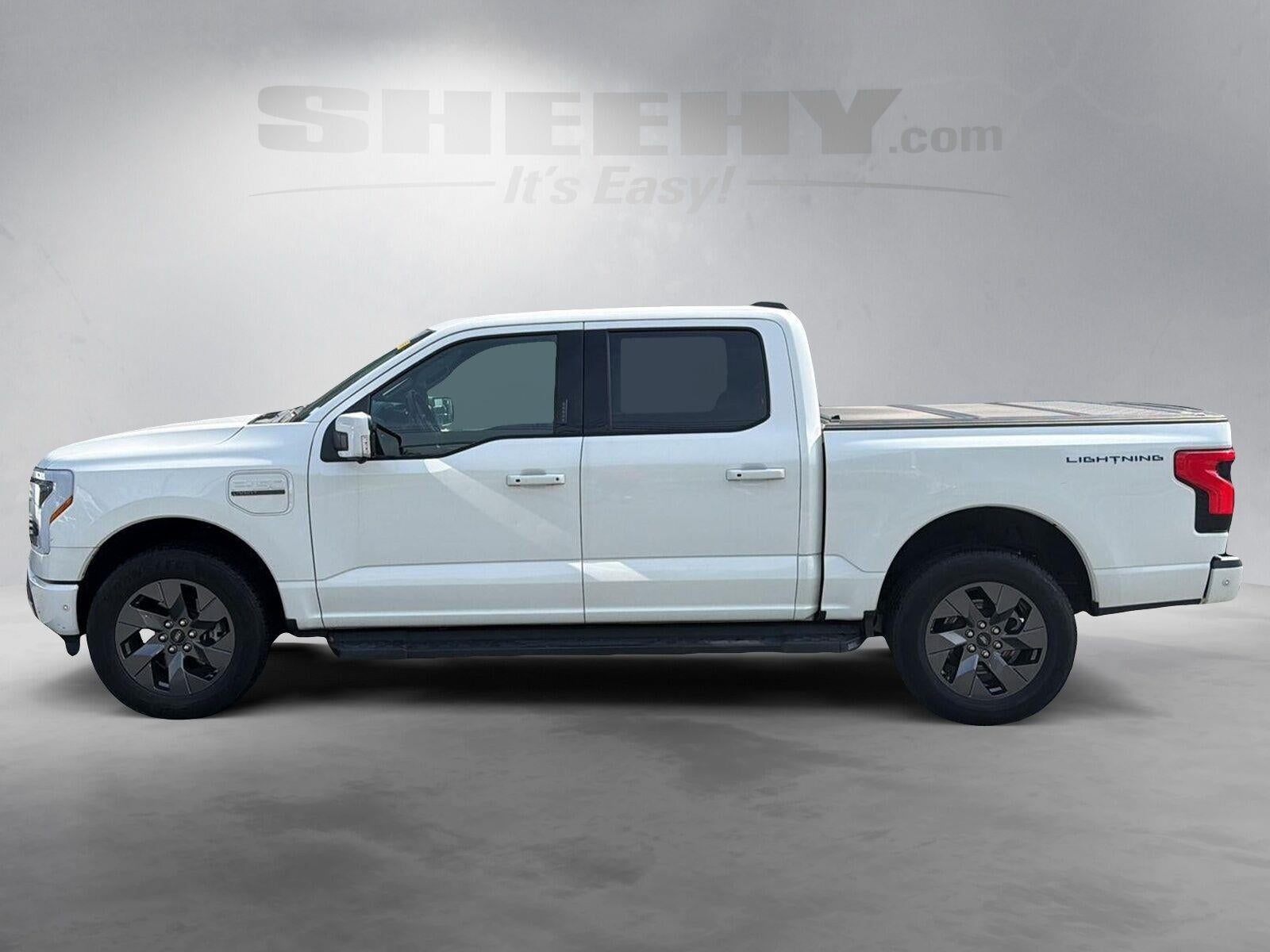 2023 Ford F-150 Lightning LARIAT