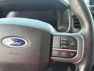 2023 Ford F-150 Lightning LARIAT