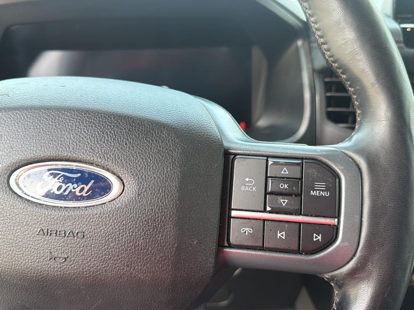 2023 Ford F-150 Lightning LARIAT