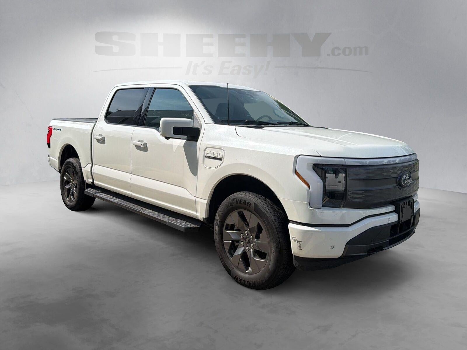 2023 Ford F-150 Lightning LARIAT