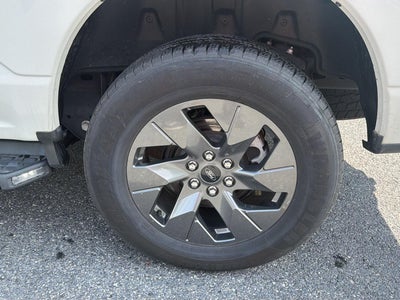 2023 Ford F-150 Lightning LARIAT