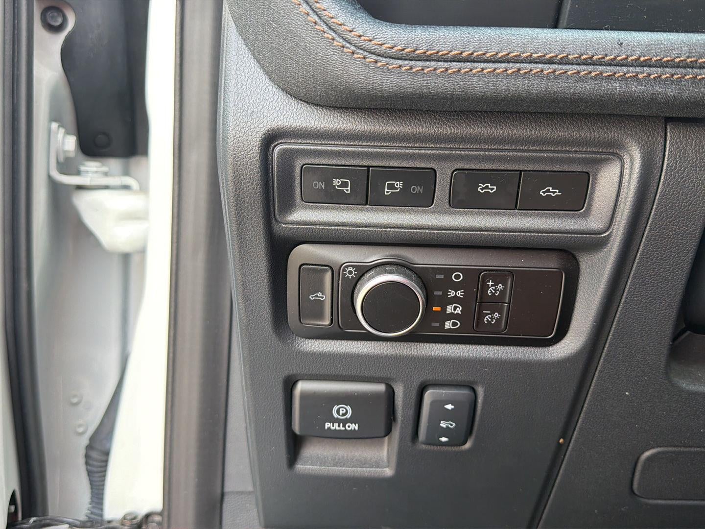 2023 Ford F-150 Lightning LARIAT