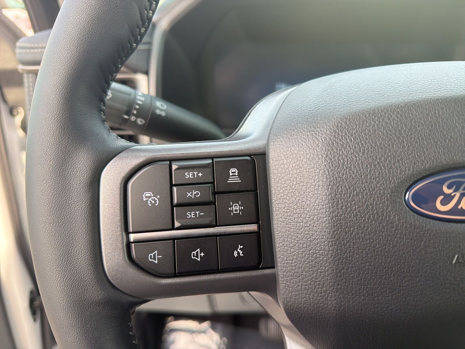 2024 Ford F-150 Lightning Flash