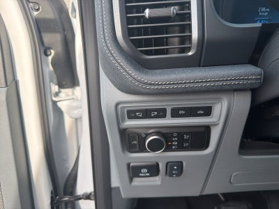 2024 Ford F-150 Lightning Flash