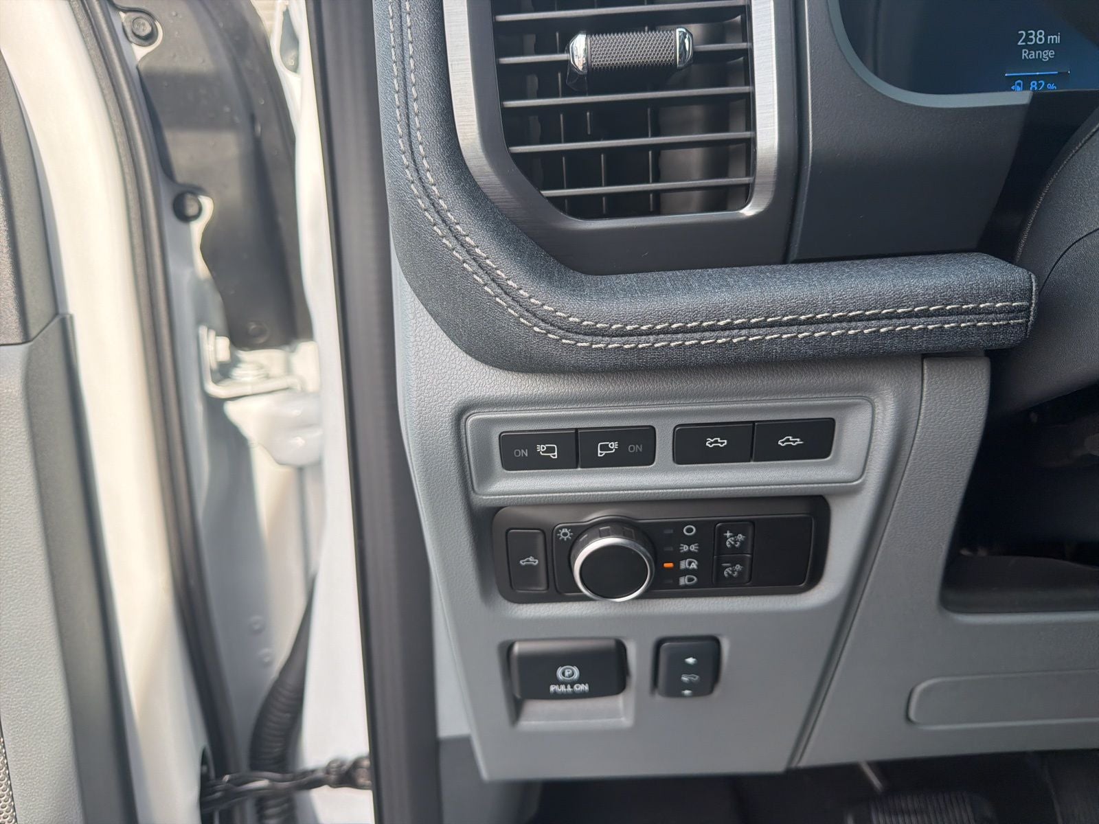 2024 Ford F-150 Lightning Flash