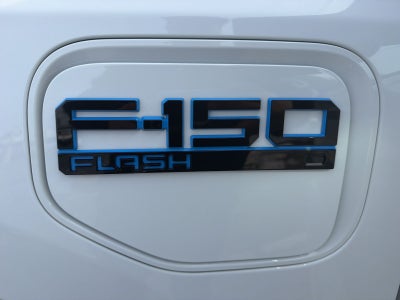 2024 Ford F-150 Lightning Flash