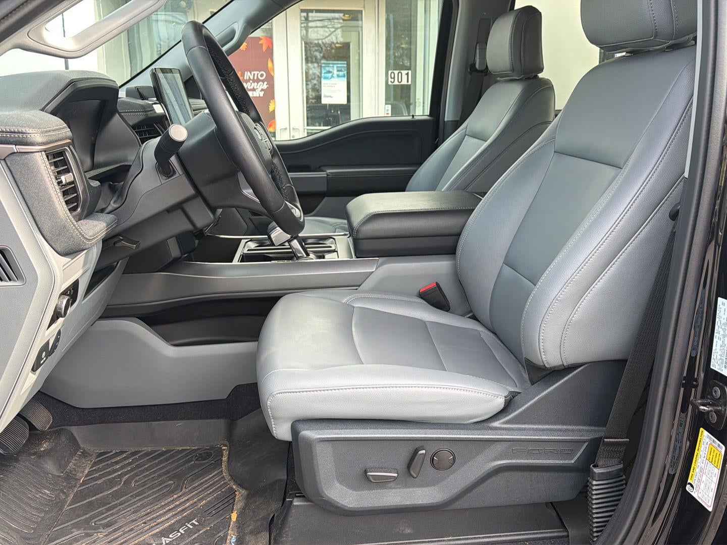 2025 FORD TRUCK F-150 LIGHTNING FLASH 4WD SUPERCREW 5.5' BOX