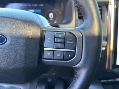 2025 Ford F-150 Lightning Lariat