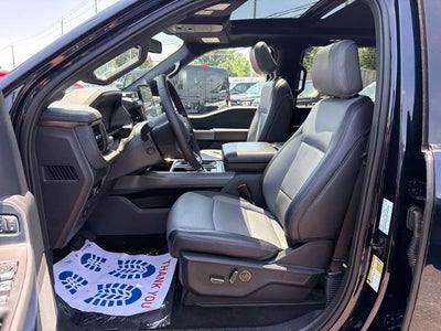 2025 Ford F-150 Lightning Lariat