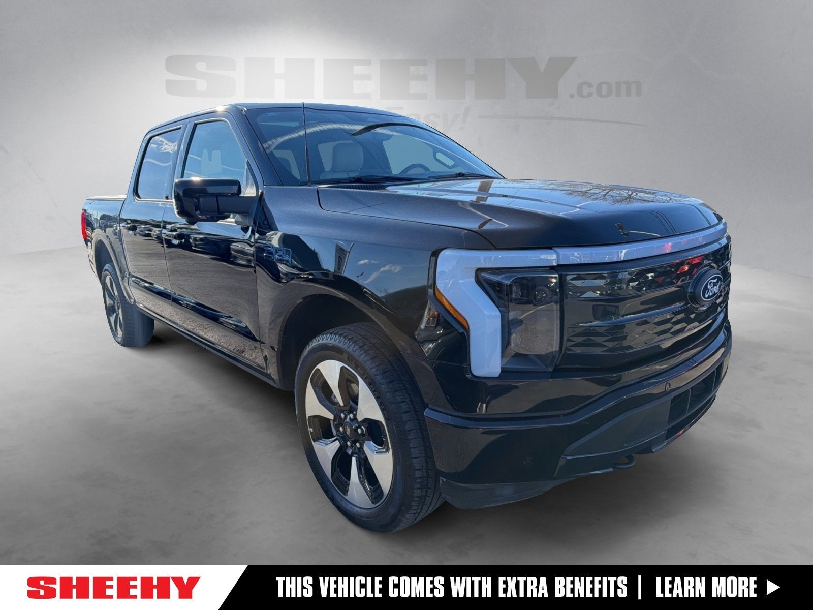 2025 Ford F-150 Lightning Platinum