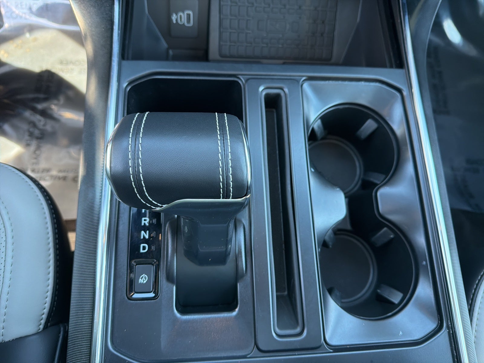 2025 Ford F-150 Lightning Platinum