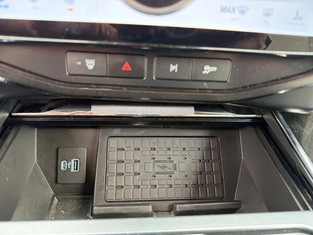 2024 Ford F-150 Lightning Platinum