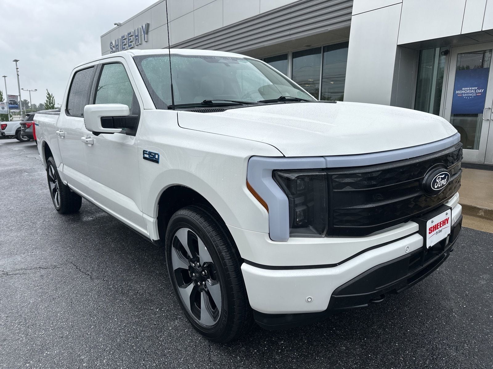 2024 Ford F-150 Lightning Platinum