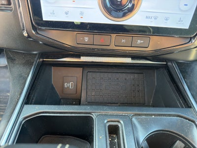 2024 Ford F-150 Lightning Platinum