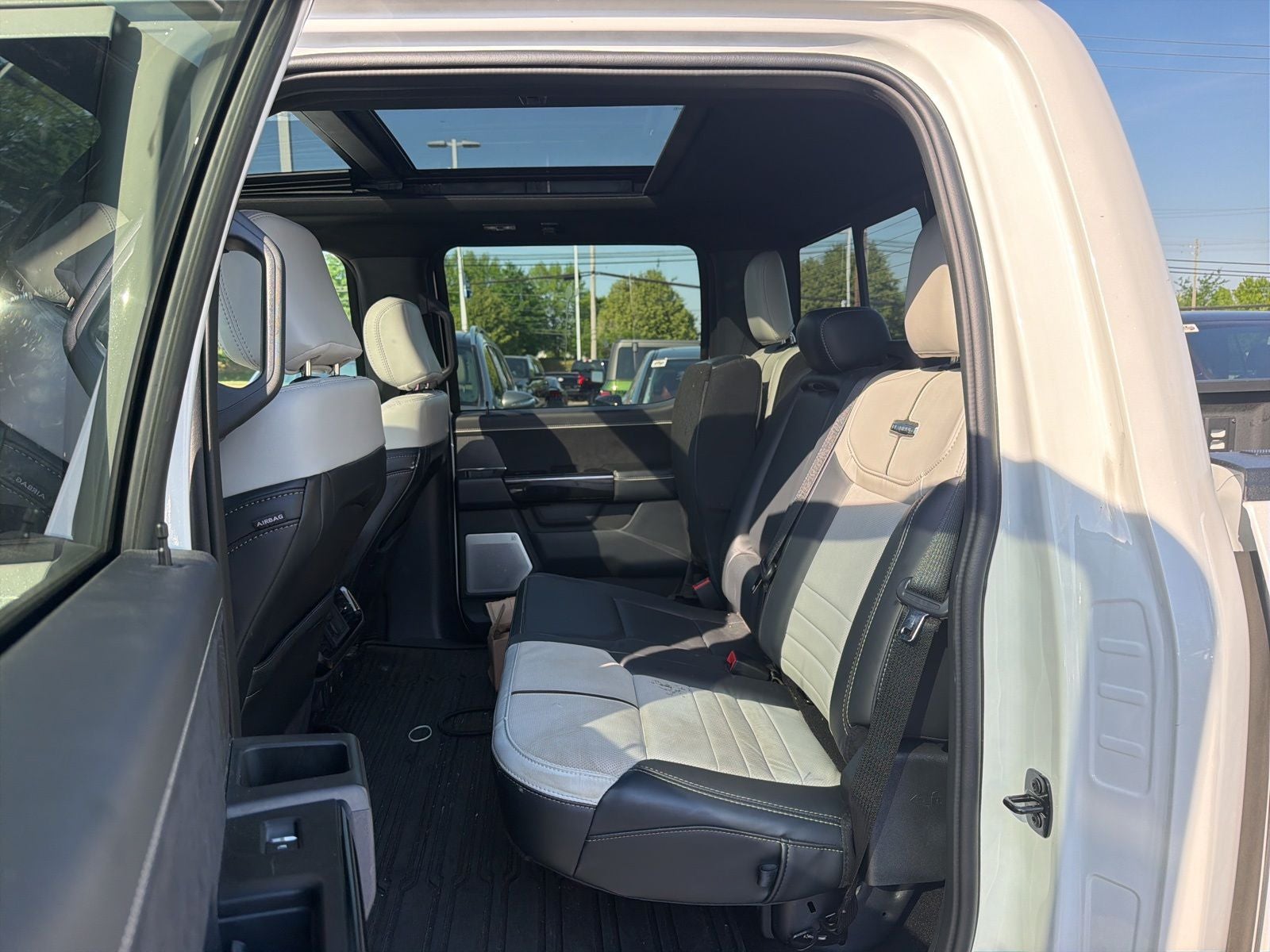 2024 Ford F-150 Lightning Platinum