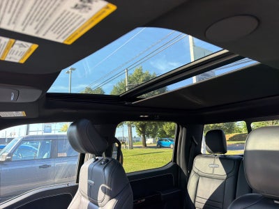 2025 Ford F-150 Lightning Platinum