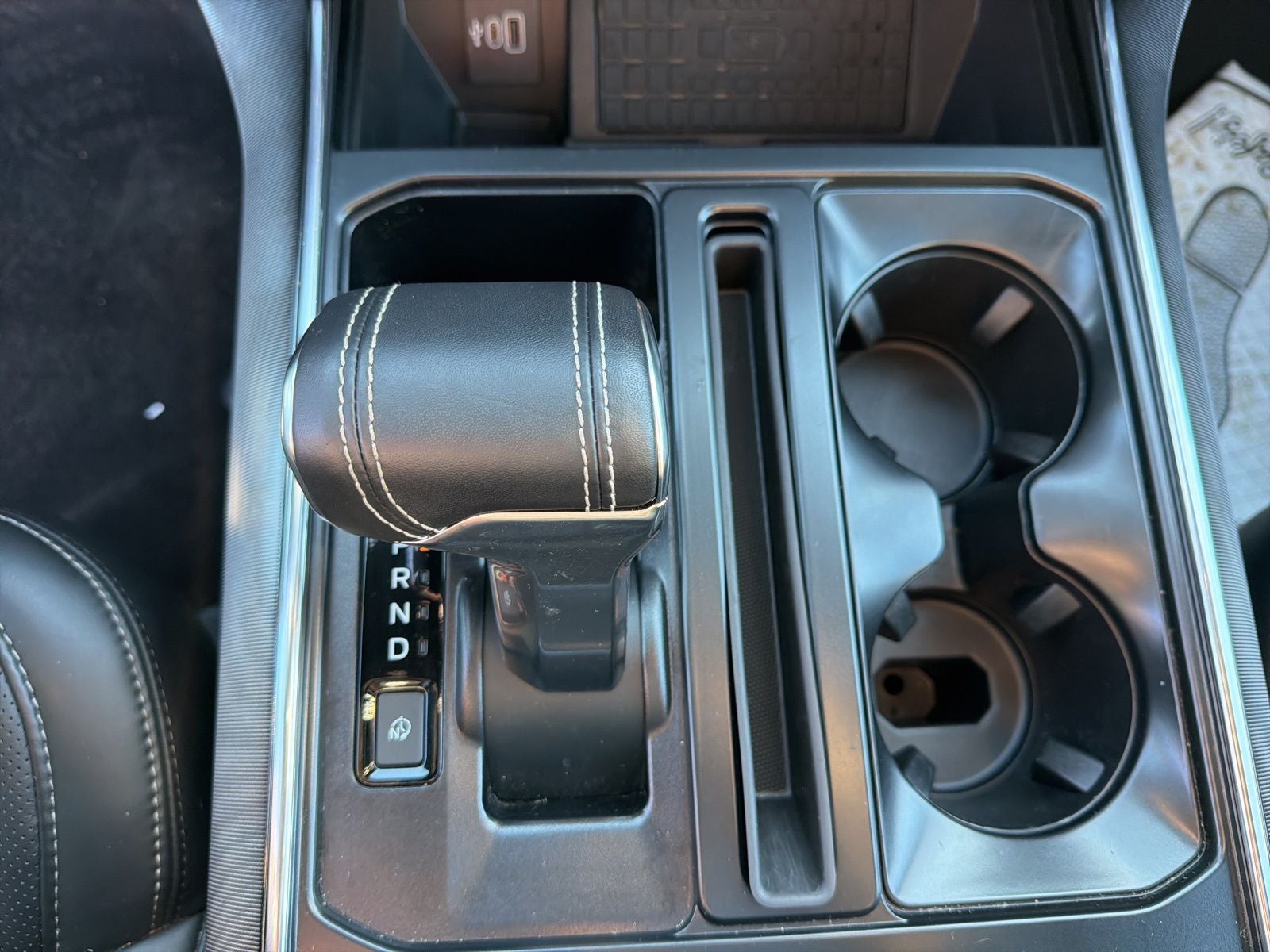 2025 Ford F-150 Lightning Platinum