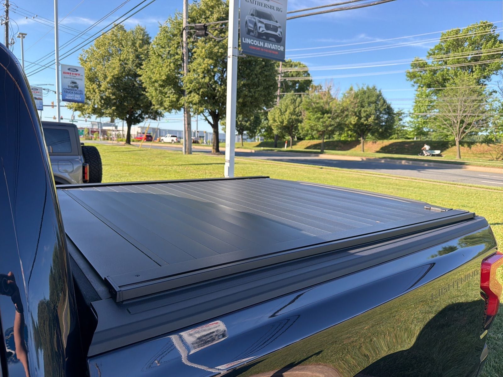 2025 Ford F-150 Lightning Platinum
