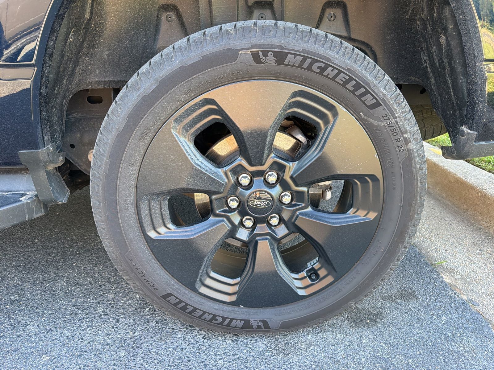 2025 Ford F-150 Lightning Platinum