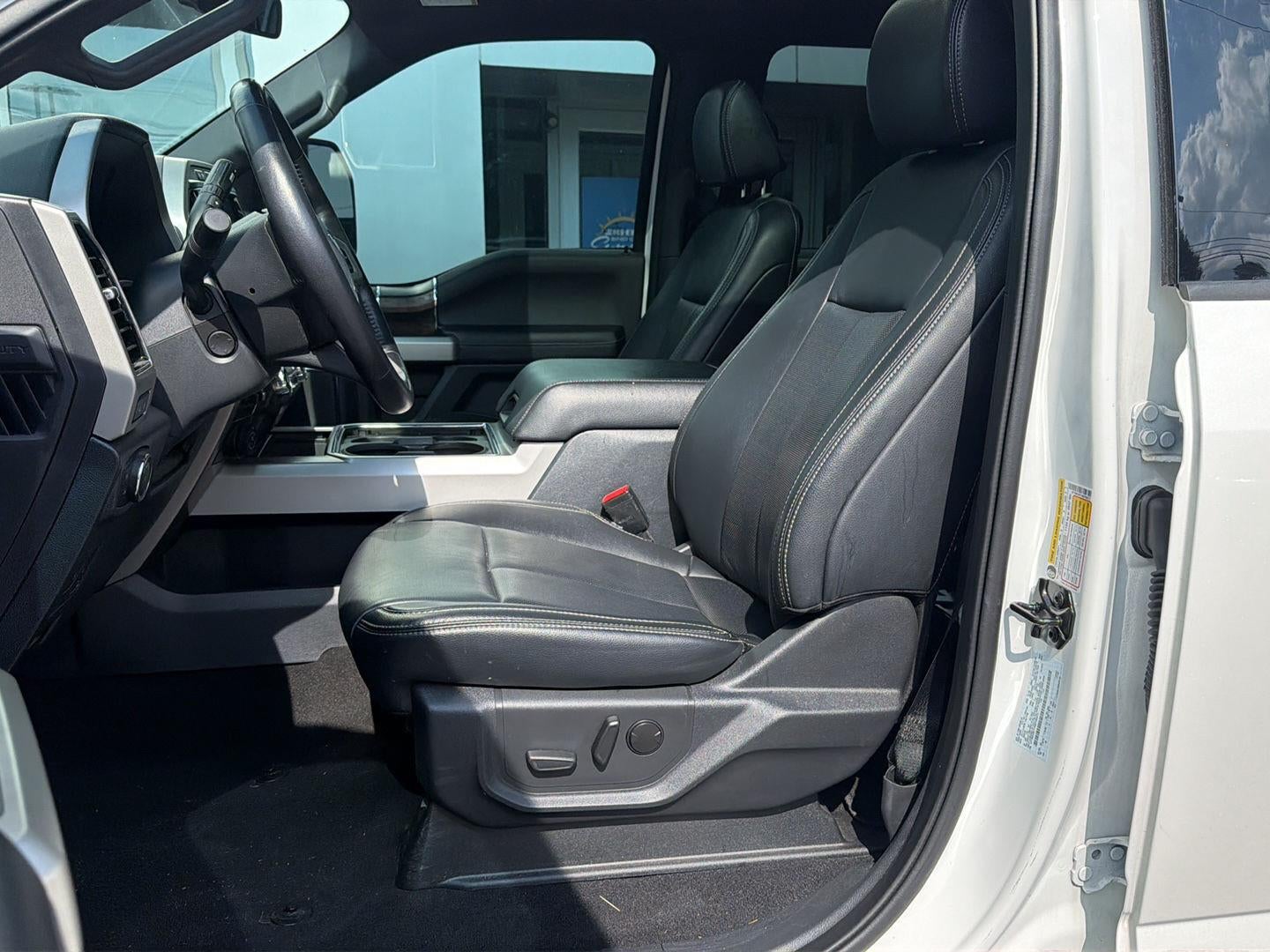 2022 Ford Super Duty F-250 Srw LARIAT