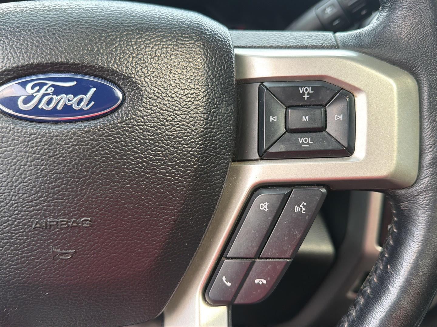 2021 Ford Super Duty F-250 SRW LARIAT