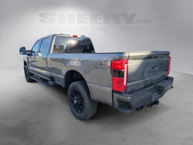 2025 Ford F-350SD Lariat