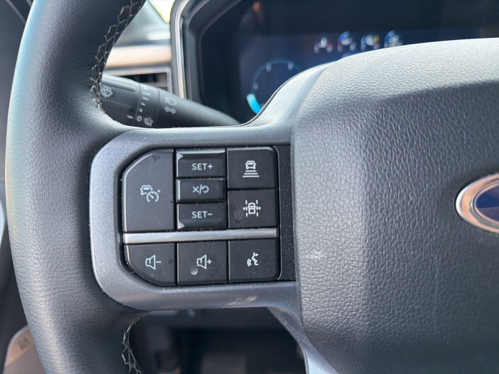 2025 Ford F-350SD Lariat