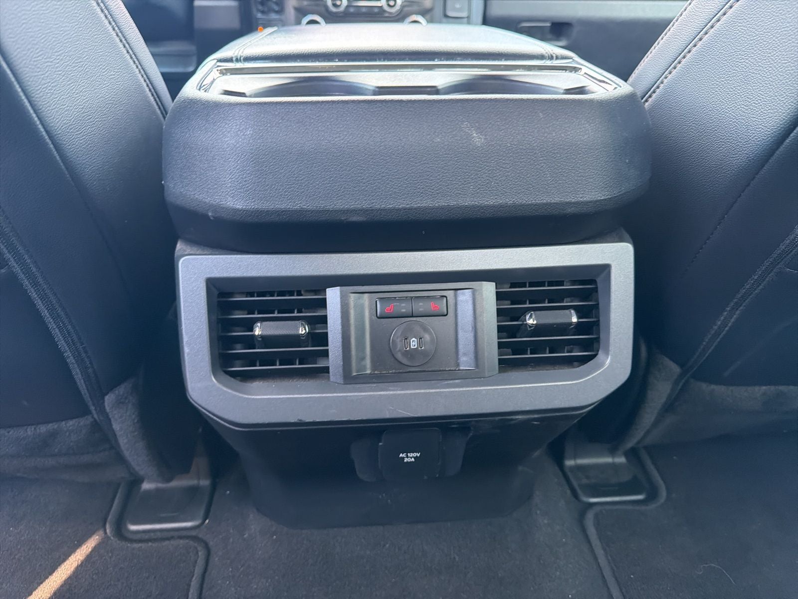 2025 Ford F-350SD Lariat