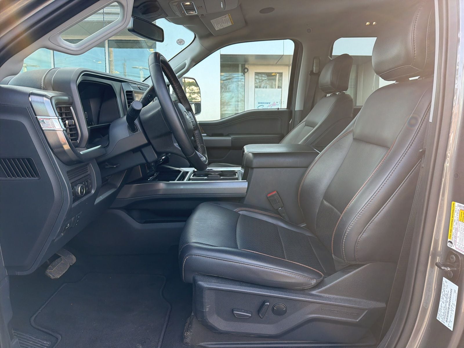 2025 Ford F-350SD Lariat