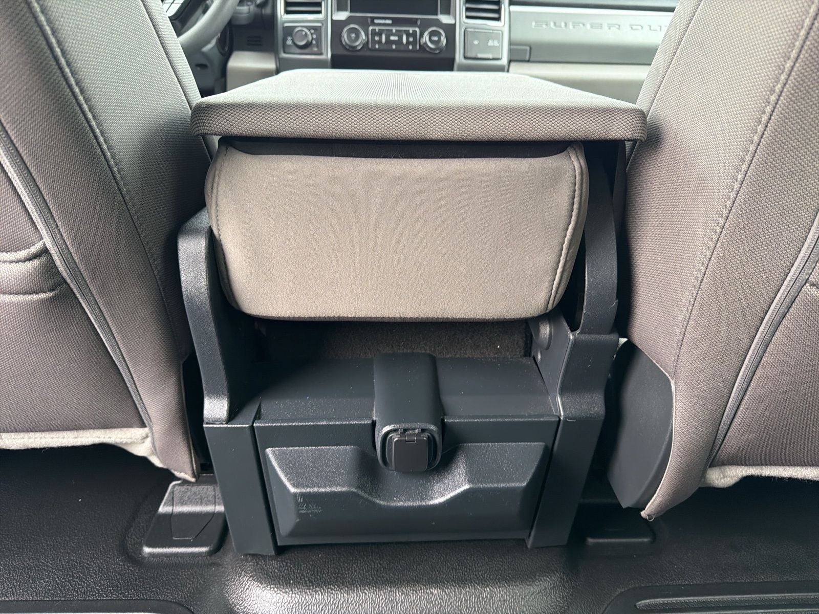 2022 Ford F-350SD XLT