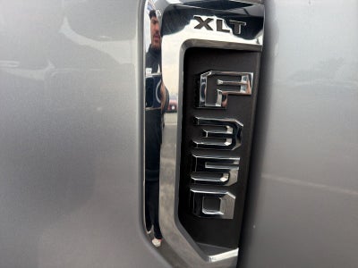 2022 Ford F-350SD XLT