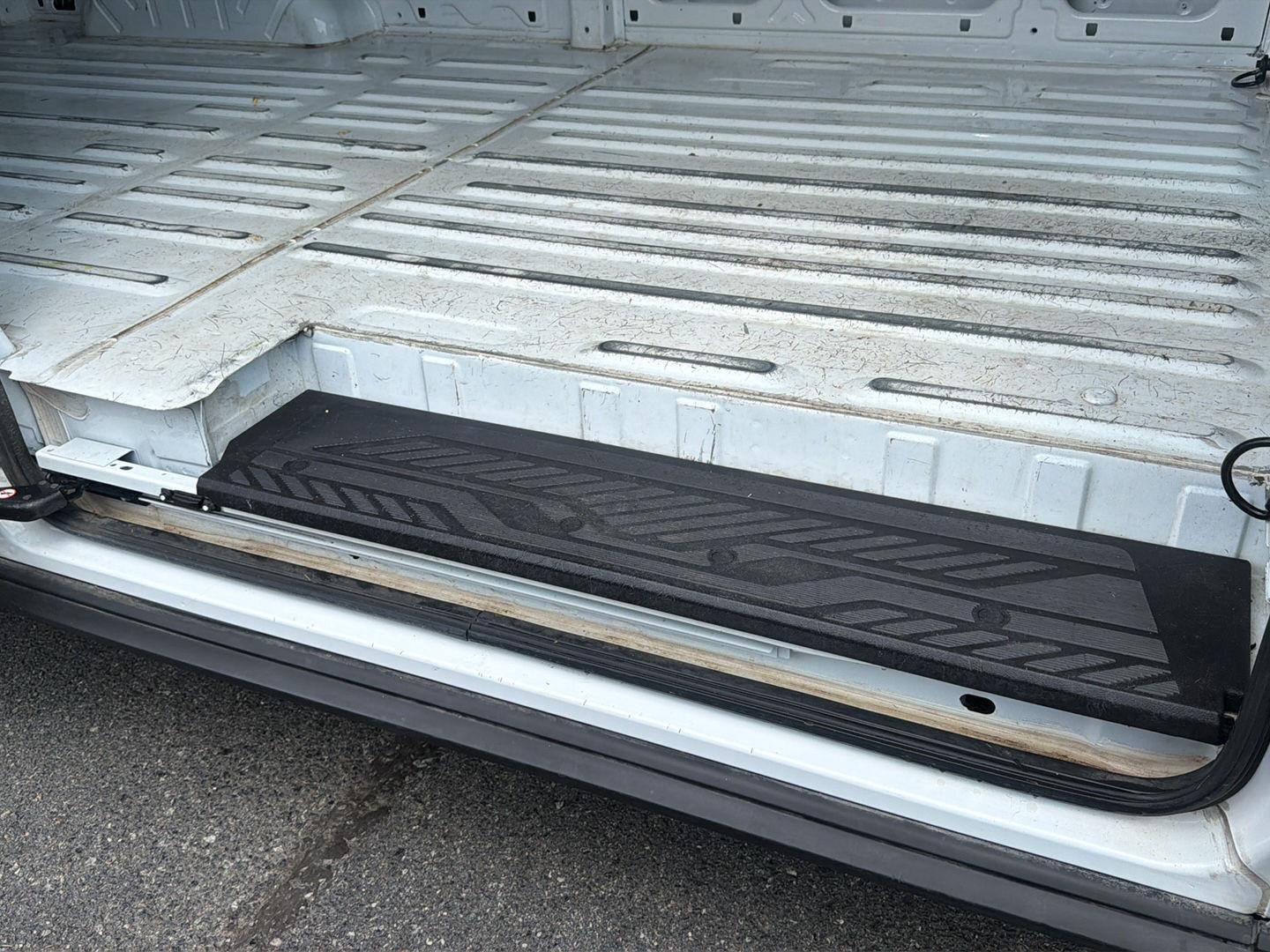 2025 Ford Transit-250 148 WB High Roof Cargo