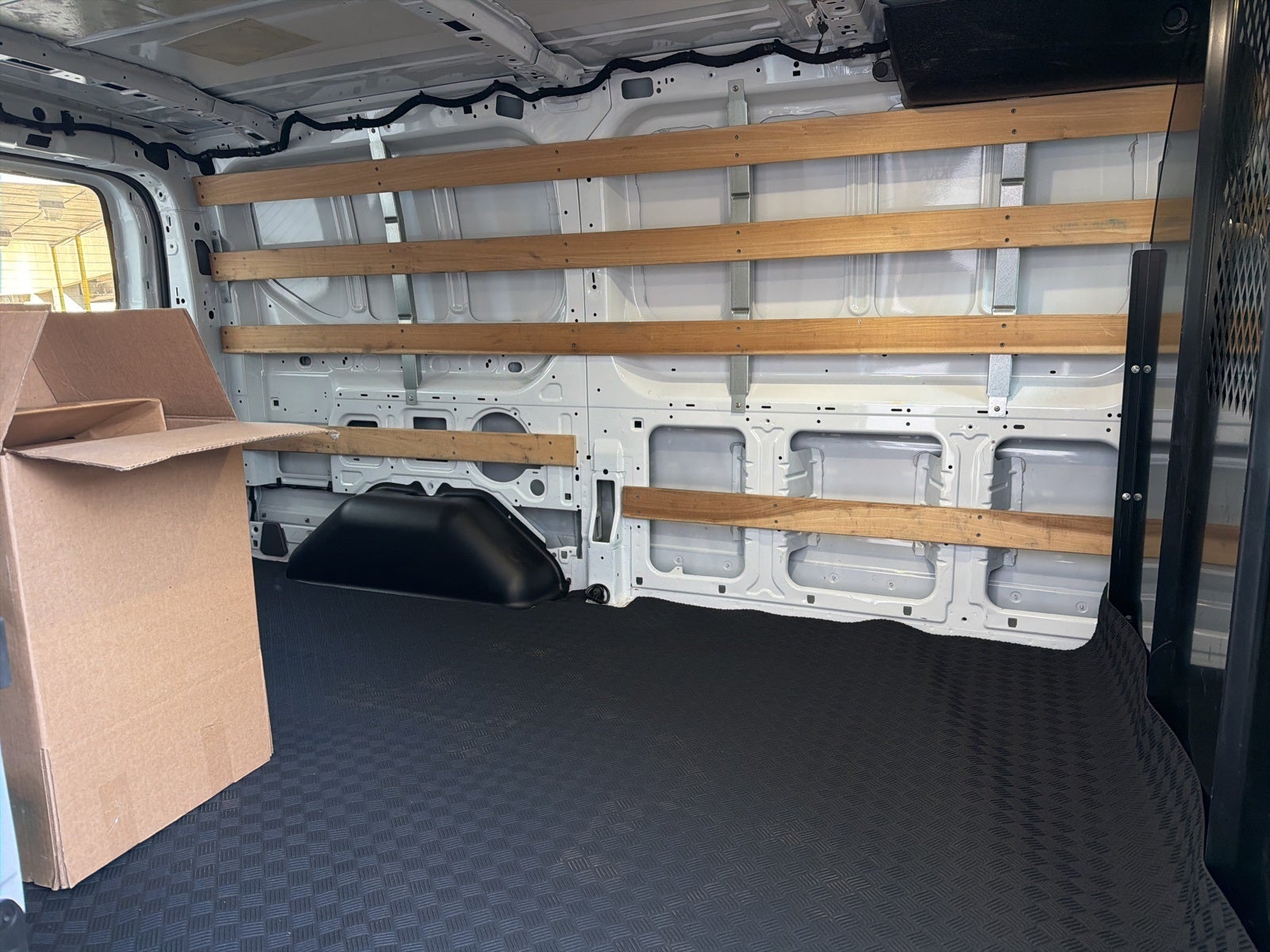 2024 Ford Transit-250 Base