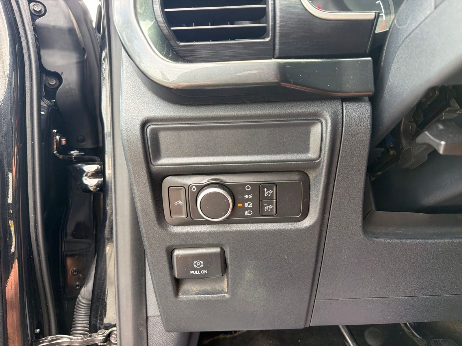 2022 Ford F-150 XL STX