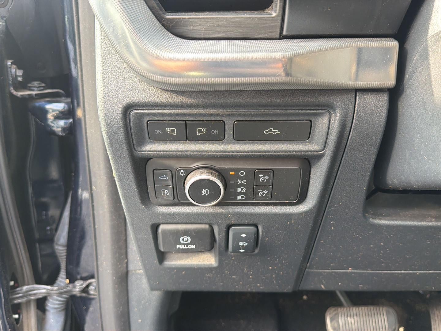 2024 FORD TRUCK F-150 LARIAT 4WD SUPERCREW 5.5' BOX