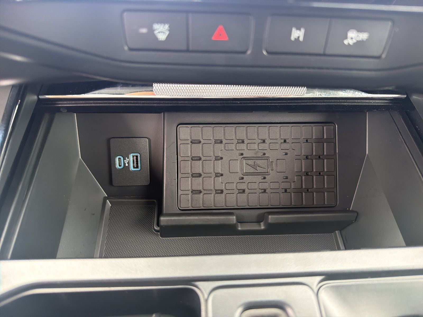 2024 Ford F-150 Lightning Flash