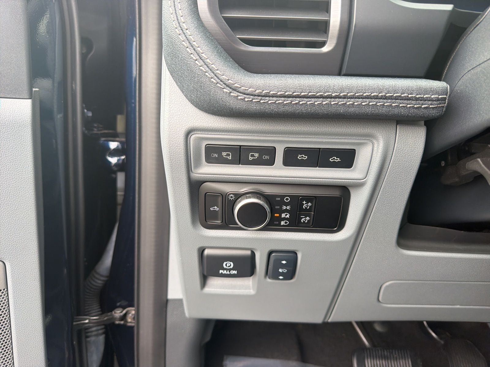 2024 Ford F-150 Lightning Flash