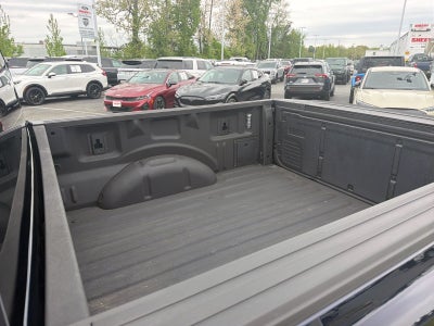 2024 Ford F-150 Lightning Flash