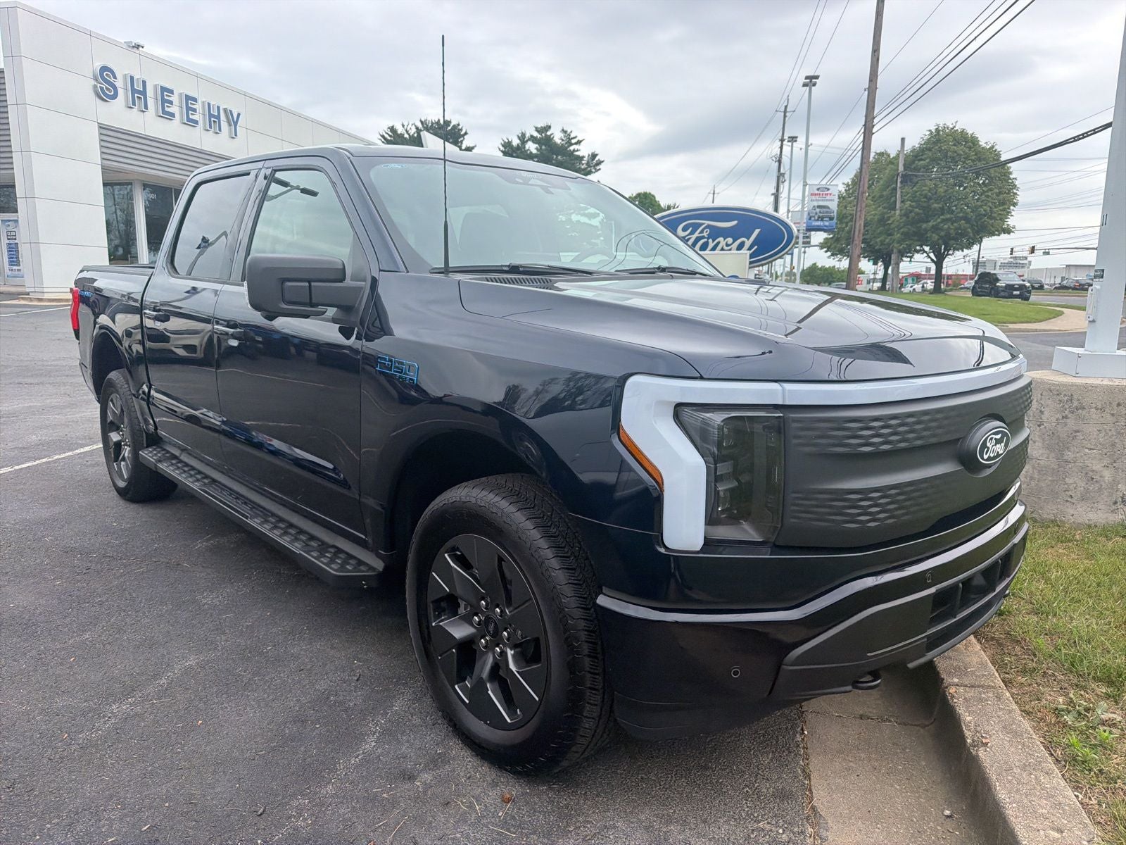 2024 Ford F-150 Lightning Flash