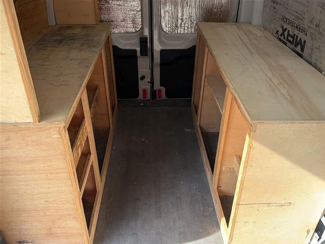 2019 Ford Transit-250 148 WB Medium Roof Cargo