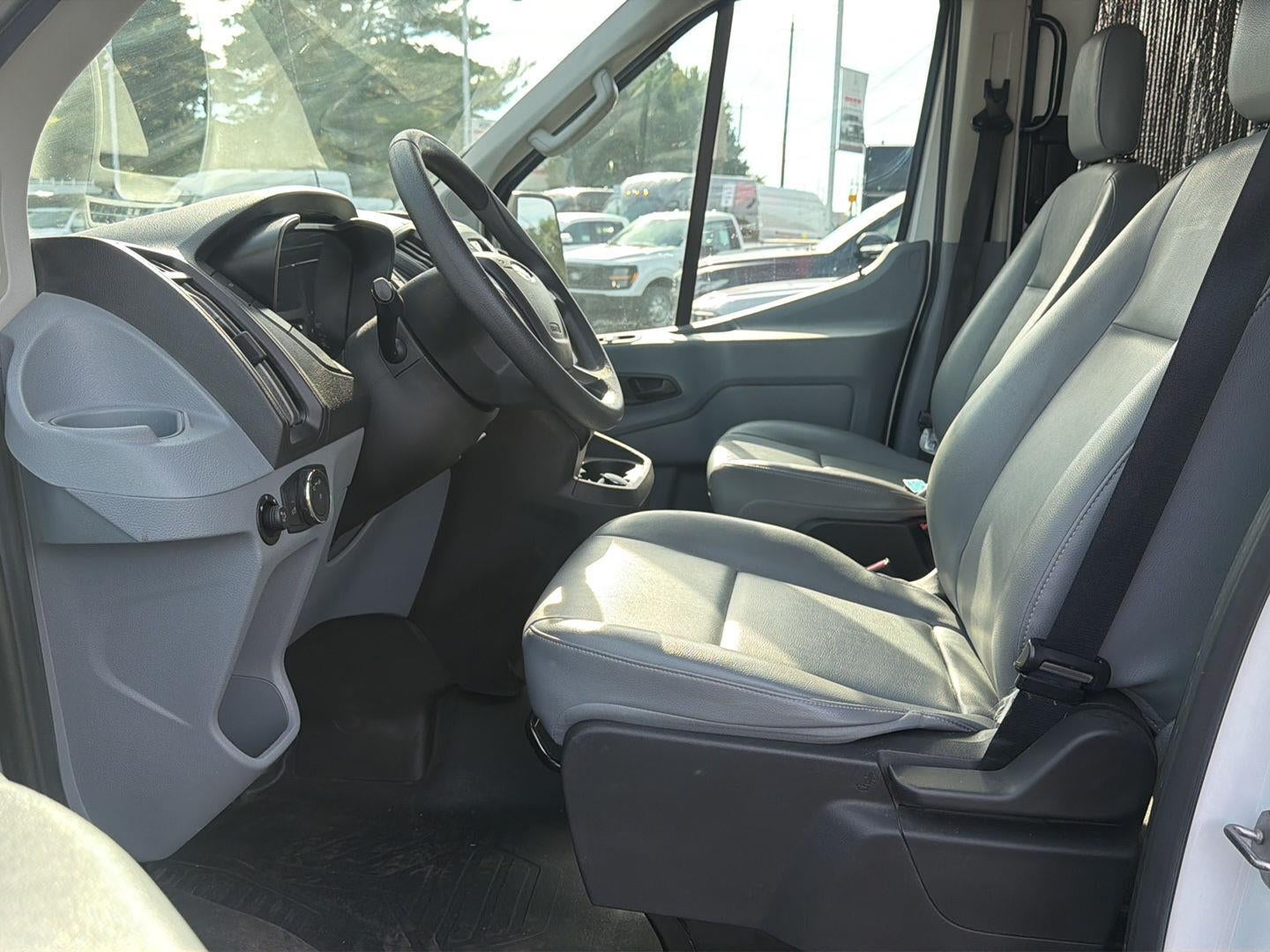 2019 Ford Transit-250 148 WB Medium Roof Cargo