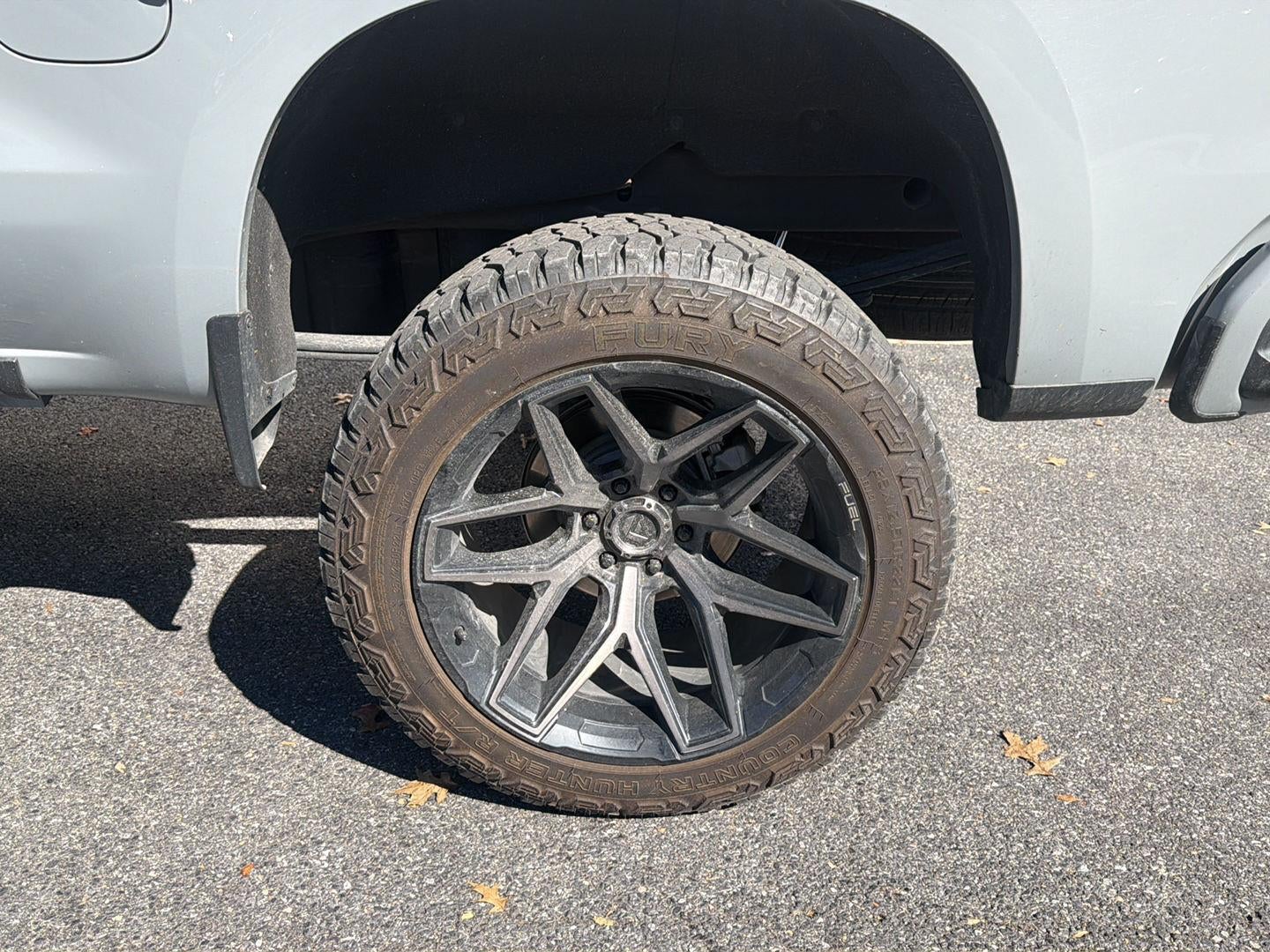 2024 Chevrolet Silverado 1500 Custom