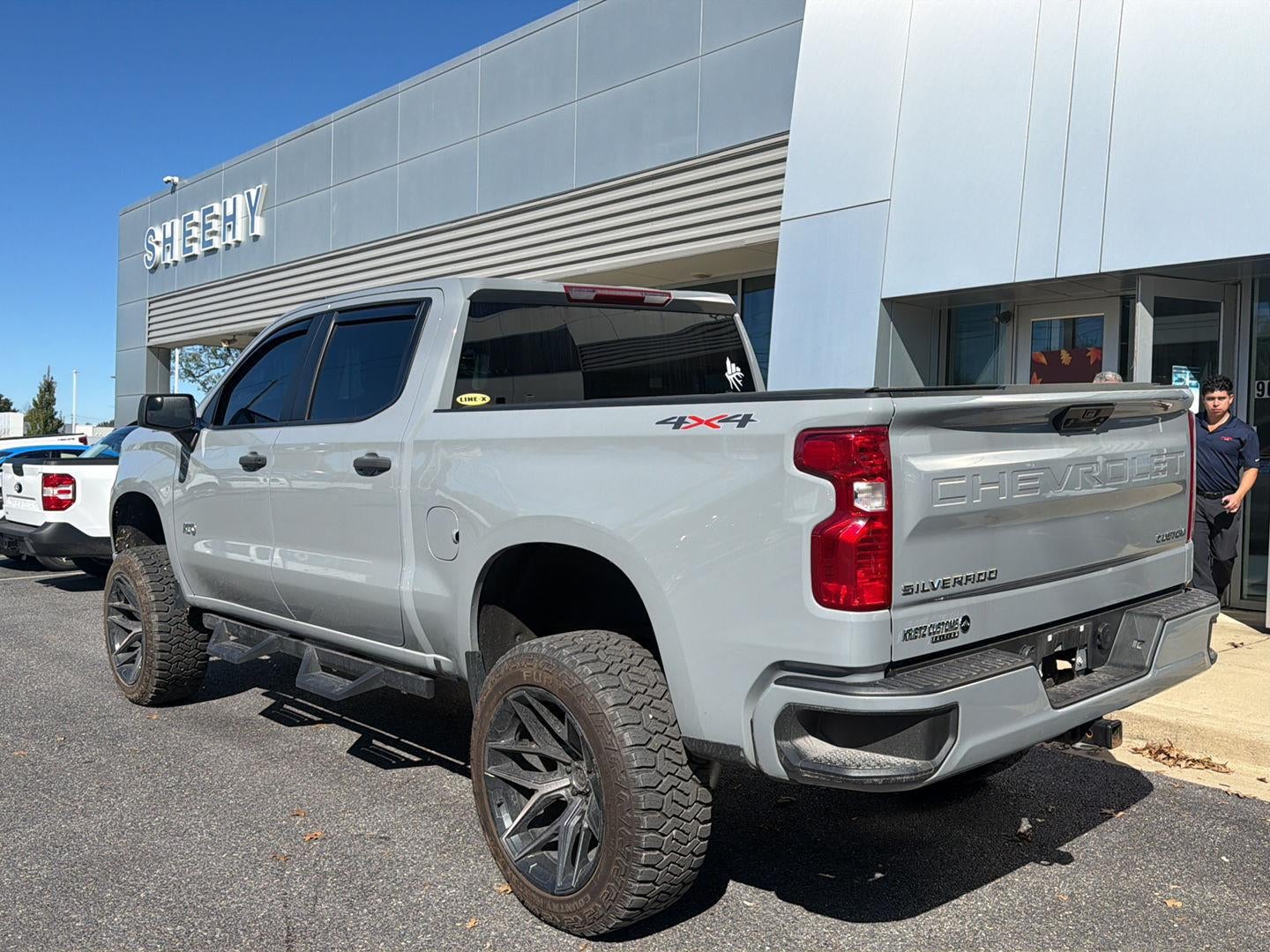 2024 Chevrolet Silverado 1500 Custom