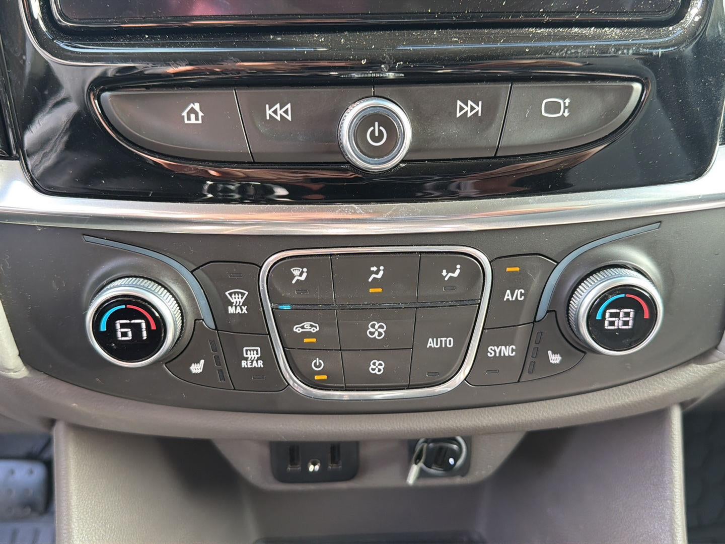 2018 Chevrolet Traverse LT w/1LT